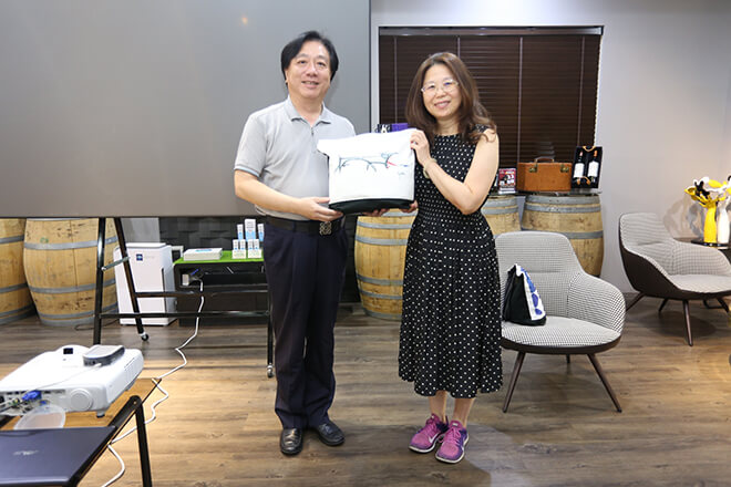 國立中山大學人力資源管理研究所參訪。