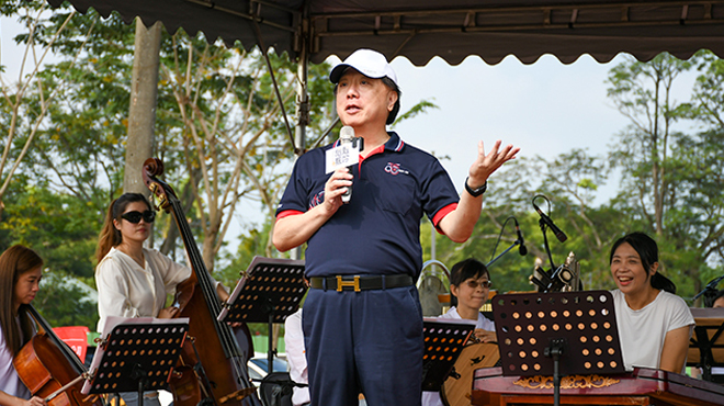 稻殼飄吟：秋風田園交饗宴。