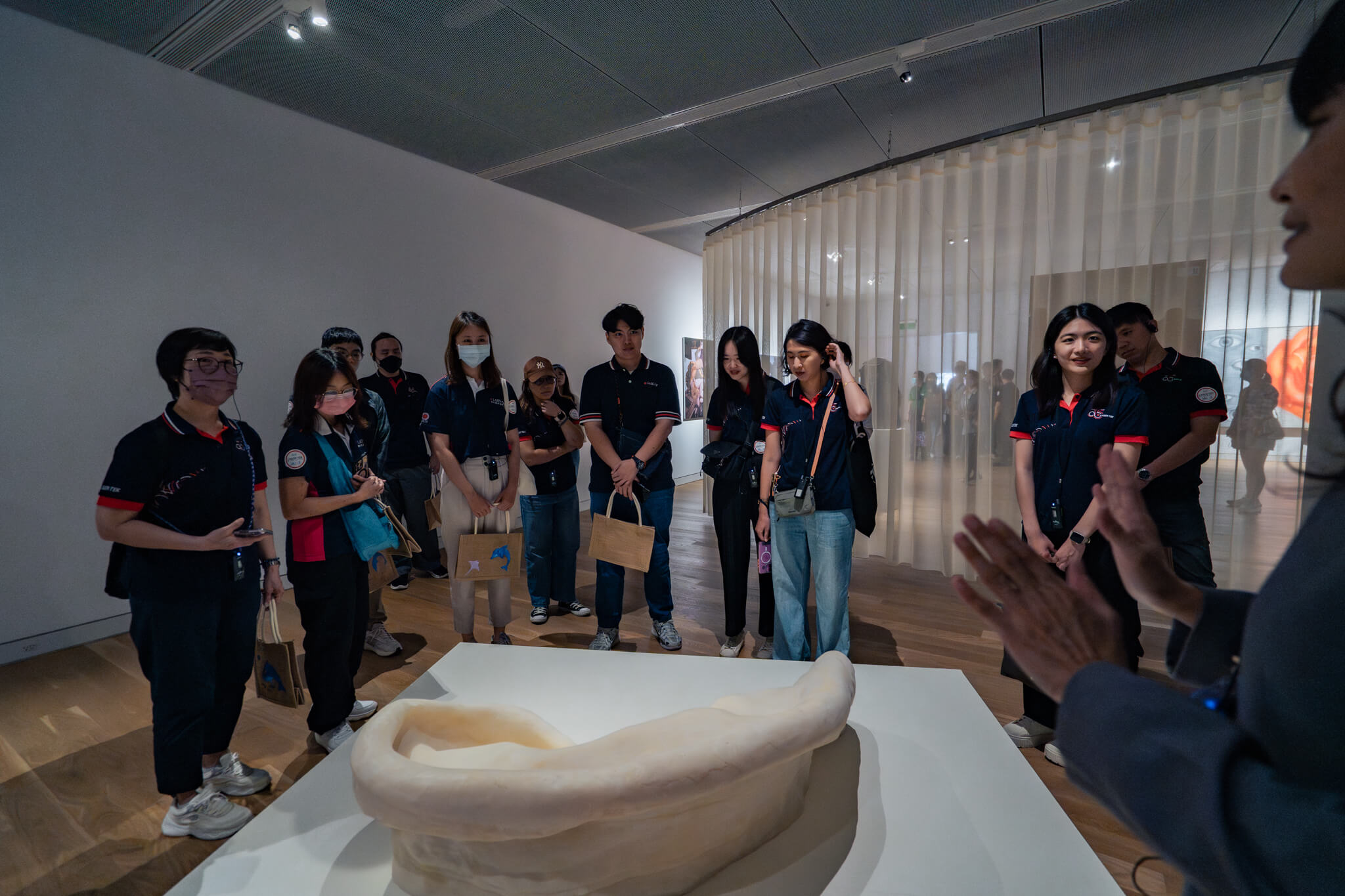 雷科三七 高美藝遊。