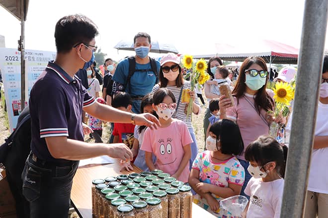 金風稻歌賀豐收×秋收田園音樂會。
