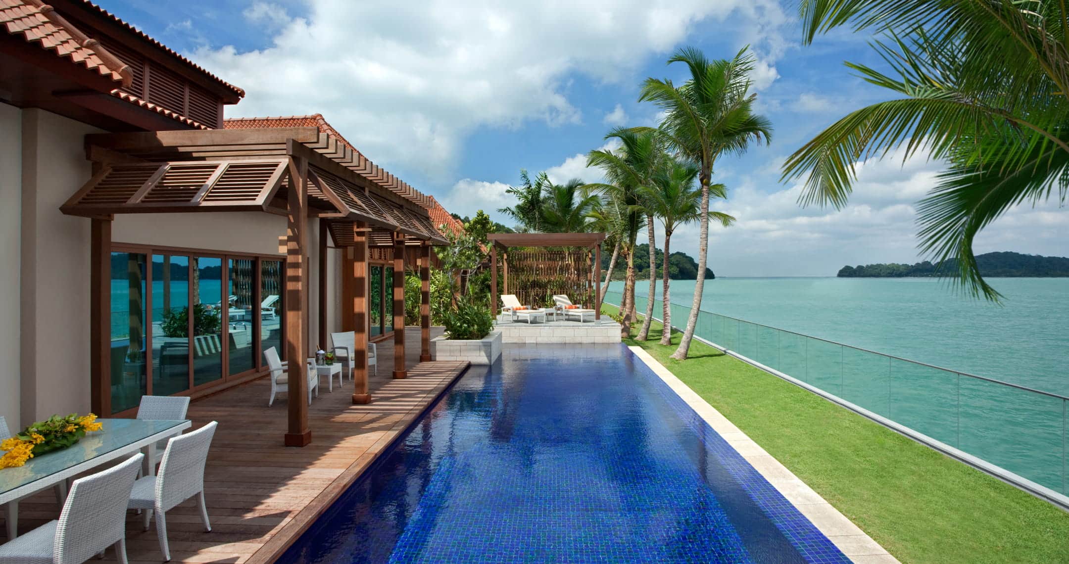 Hotel_EV_2bedroom_villa_LapPool_2160x1140