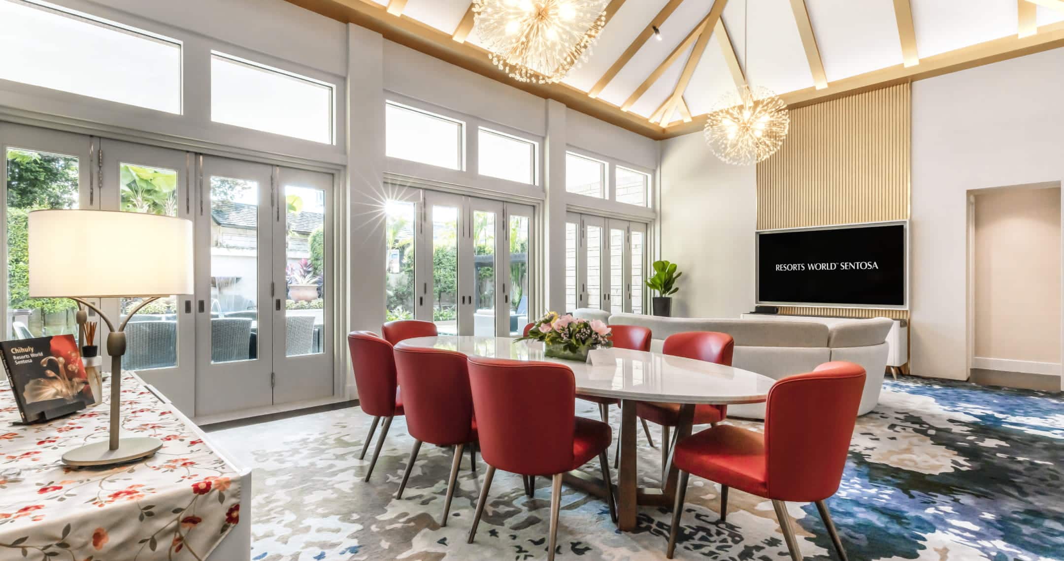 hotel_CT_MH_Livingroom_2160x1140