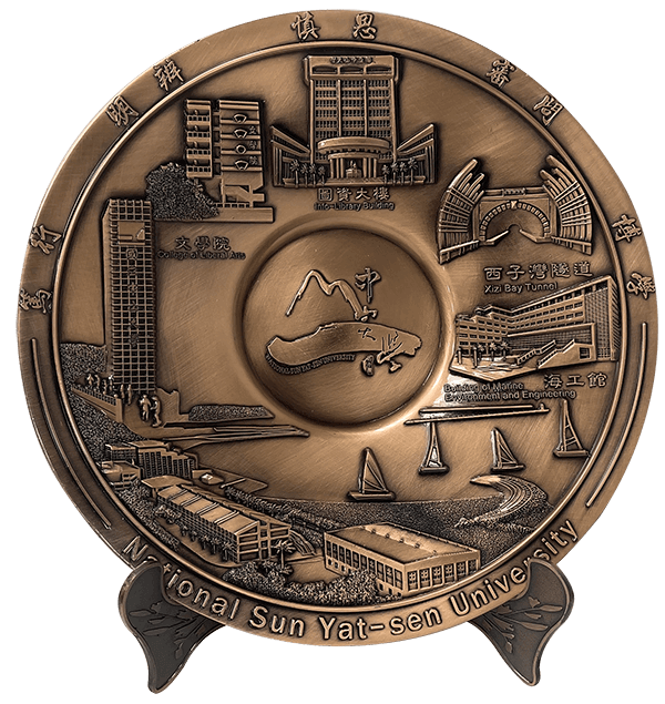 雷科董事長獲邀至中山大學半導體學院向師生分享創業歷程。